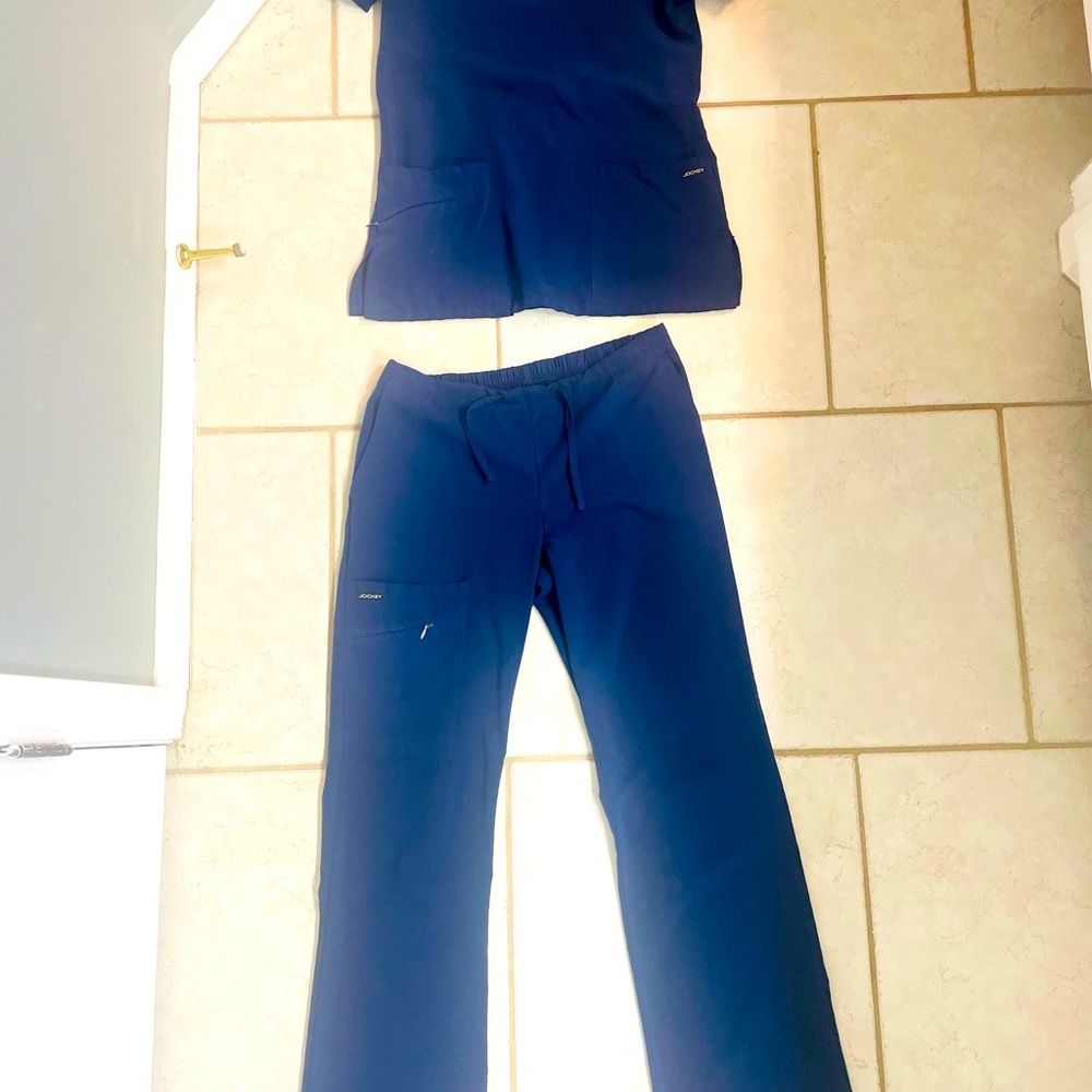 Jockey scrubs